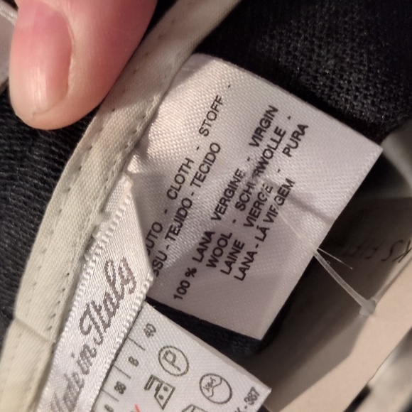 MaxMara Virgin Wool Gray Pleated Trousers Size 6 - Picture 7 of 10